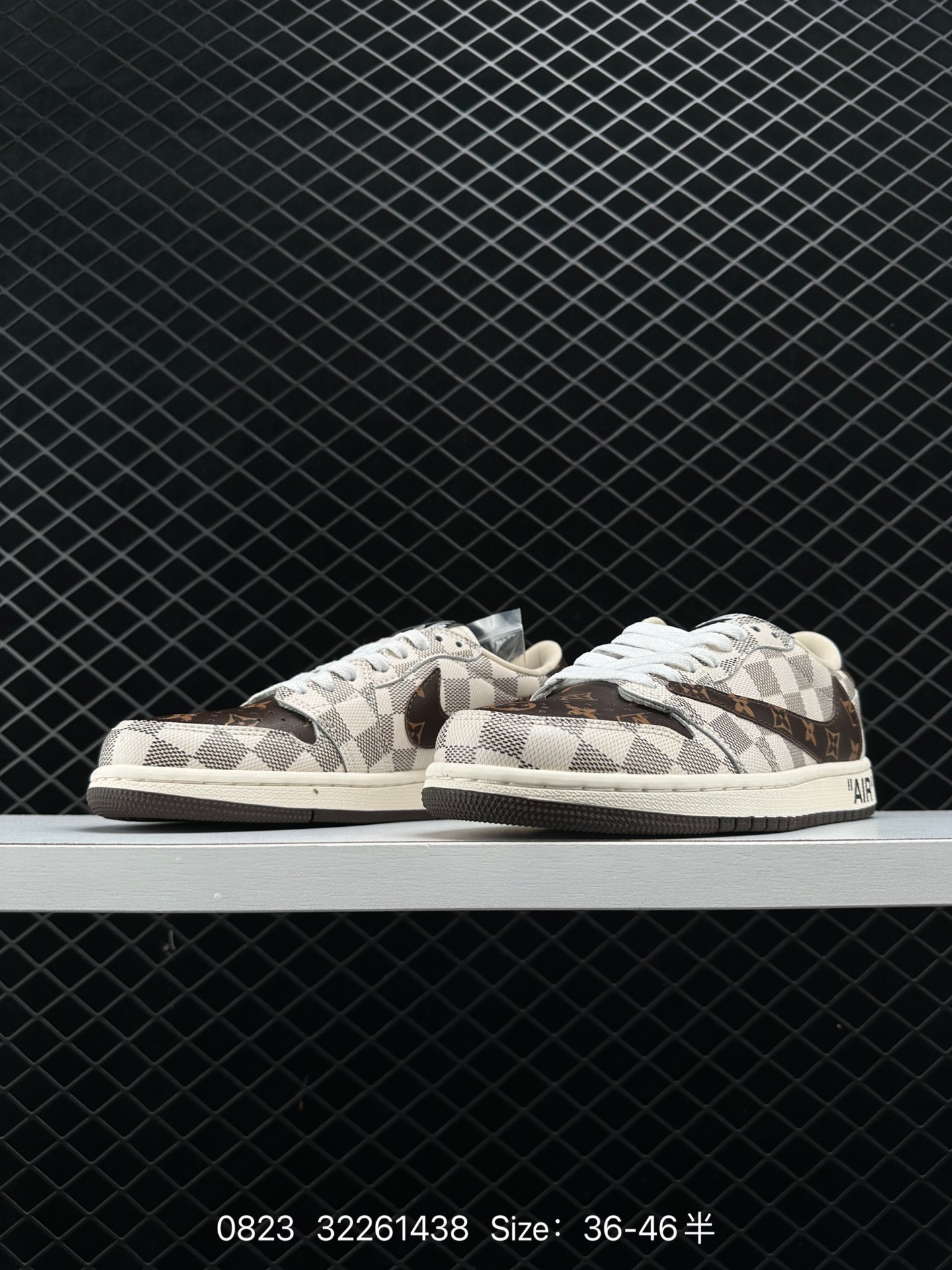 Air Jordan 1  LV  Low